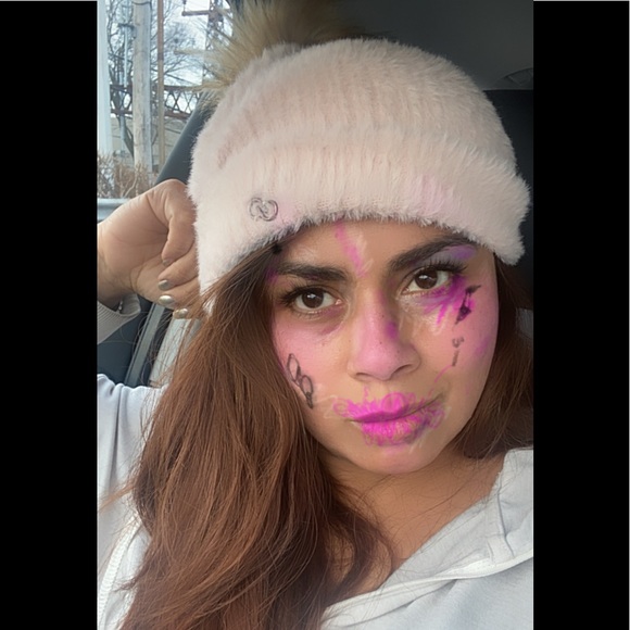 Meet your Posher, Ness - Picture 1 of 1